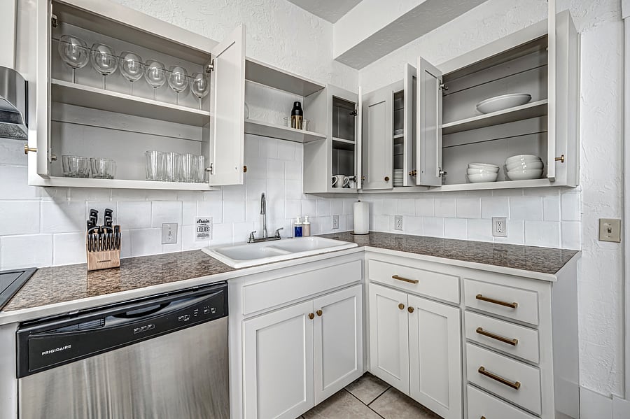 Furnished Finder property 1053477_1 photo 15