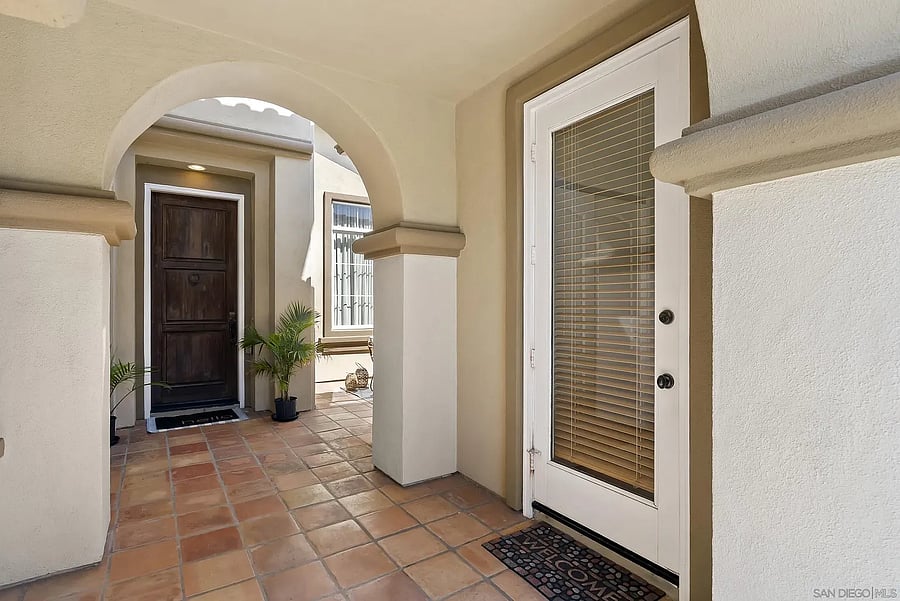 Furnished Finder property 1053507_1 photo 3