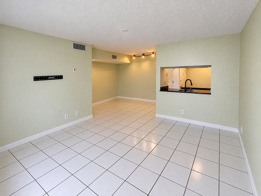 Furnished Finder property 1053576_1 photo 11