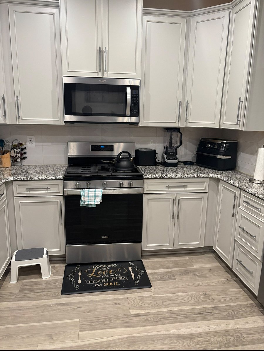 Furnished Finder property 1053585_1 photo 9