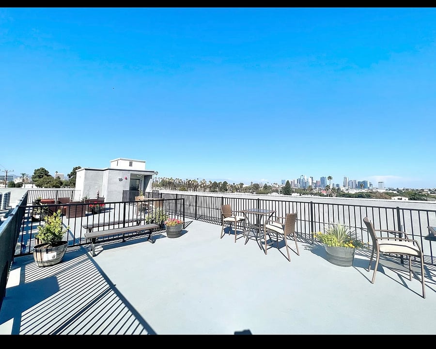 Furnished Finder property 1053589_1 photo 11
