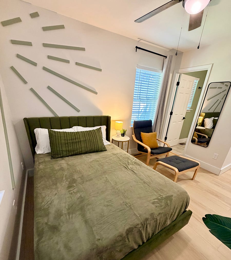 Furnished Finder property 1053590_1 photo 1