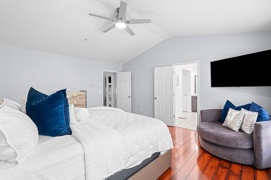 Furnished Finder property 1053597_1 photo 16