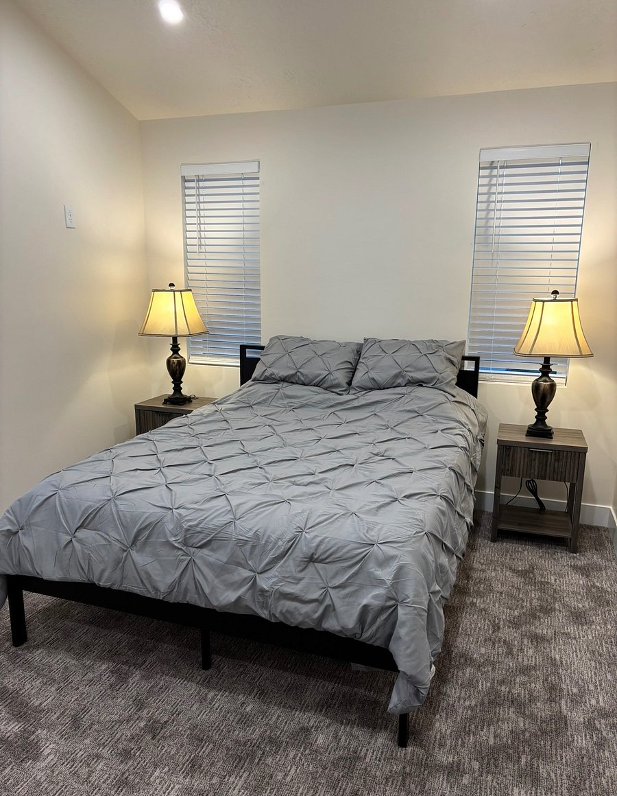 Furnished Finder property 1053607_1 photo 7