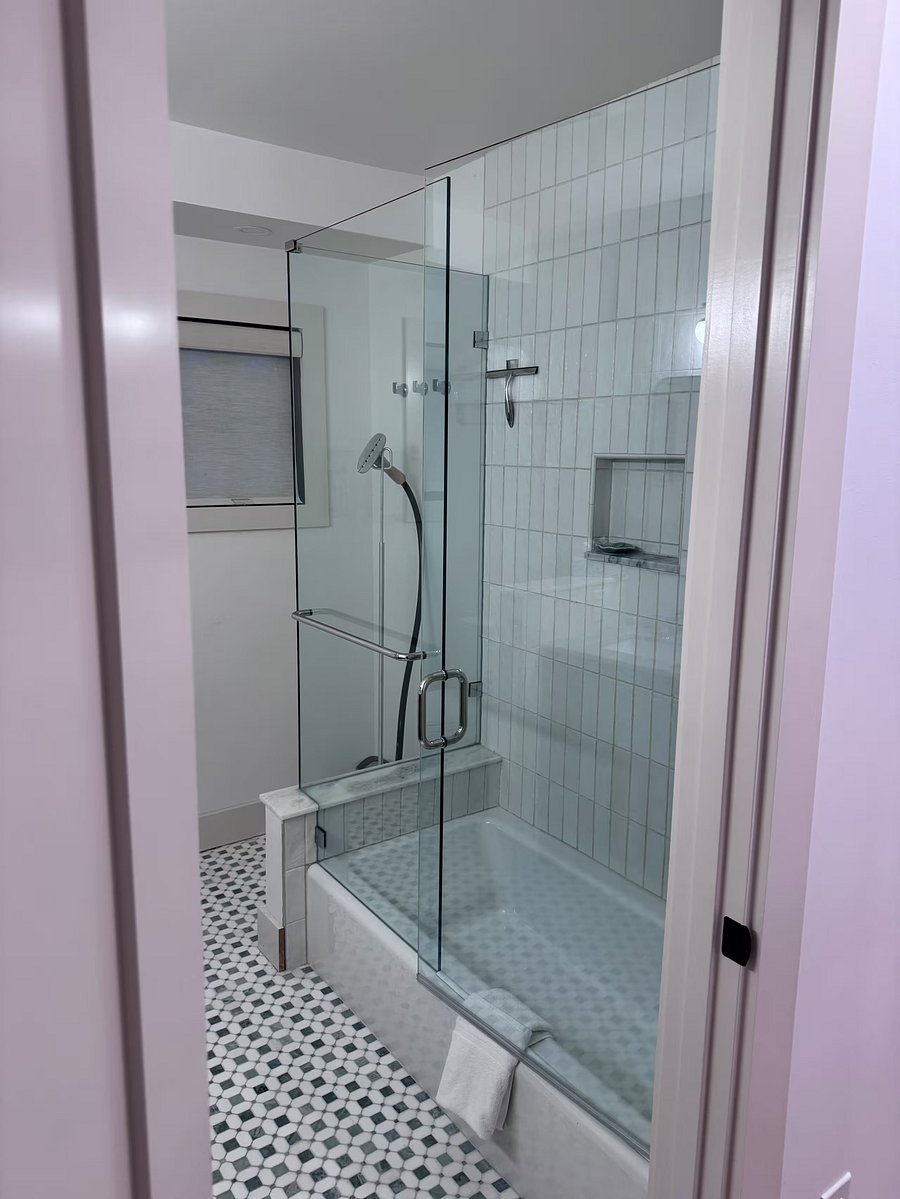Furnished Finder property 1053619_1 photo 15