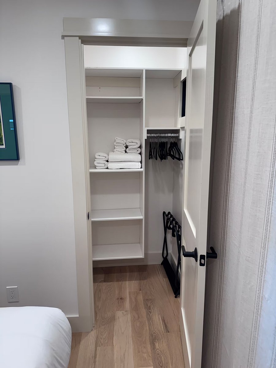 Furnished Finder property 1053619_1 photo 10