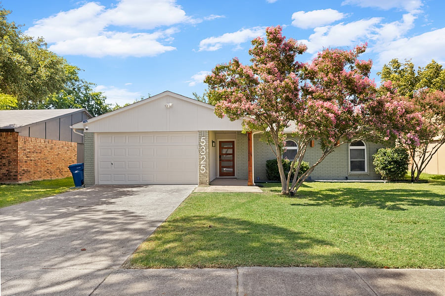 Furnished Finder property 1053621_1 photo 3