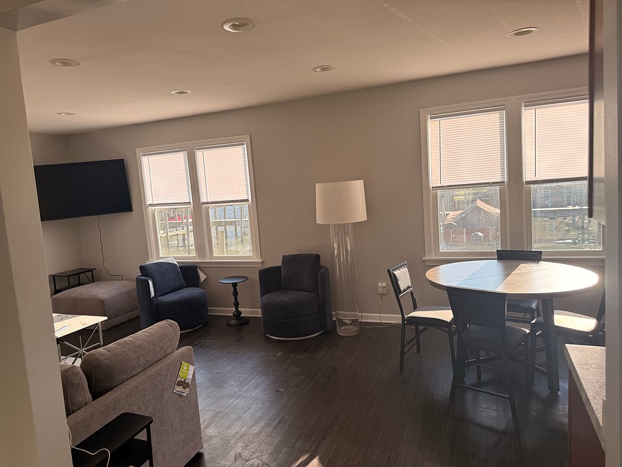 Furnished Finder property 1053630_1 photo 3