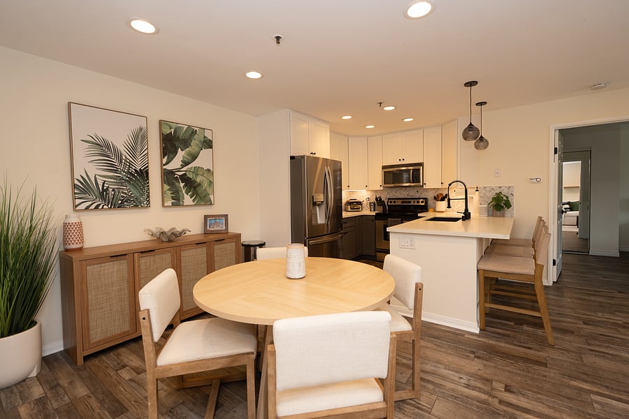 Furnished Finder property 1053640_1 photo 4