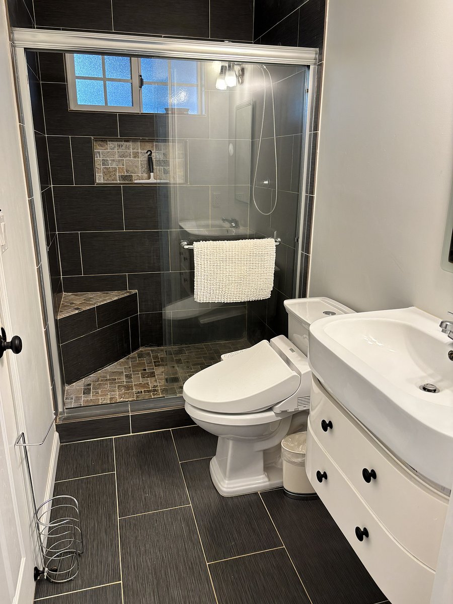 Furnished Finder property 1053652_1 photo 4