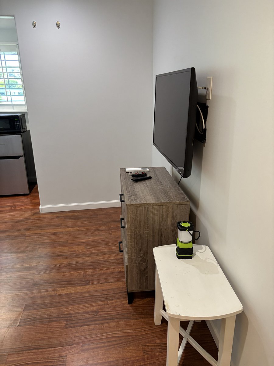 Furnished Finder property 1053652_1 photo 5