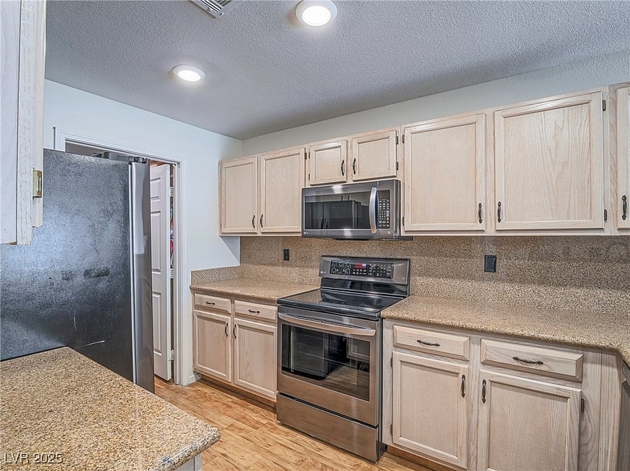 Furnished Finder property 1053661_1 photo 20