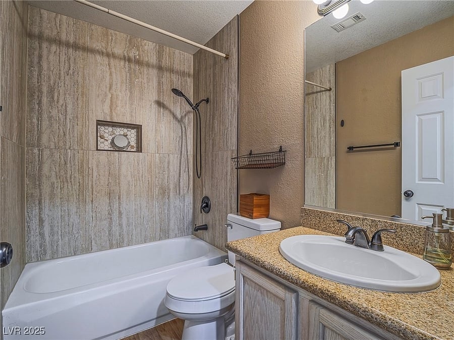 Furnished Finder property 1053661_1 photo 25