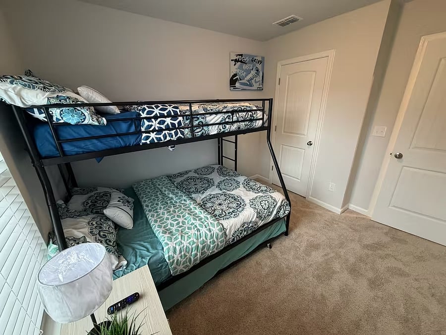 Furnished Finder property 1053663_1 photo 34