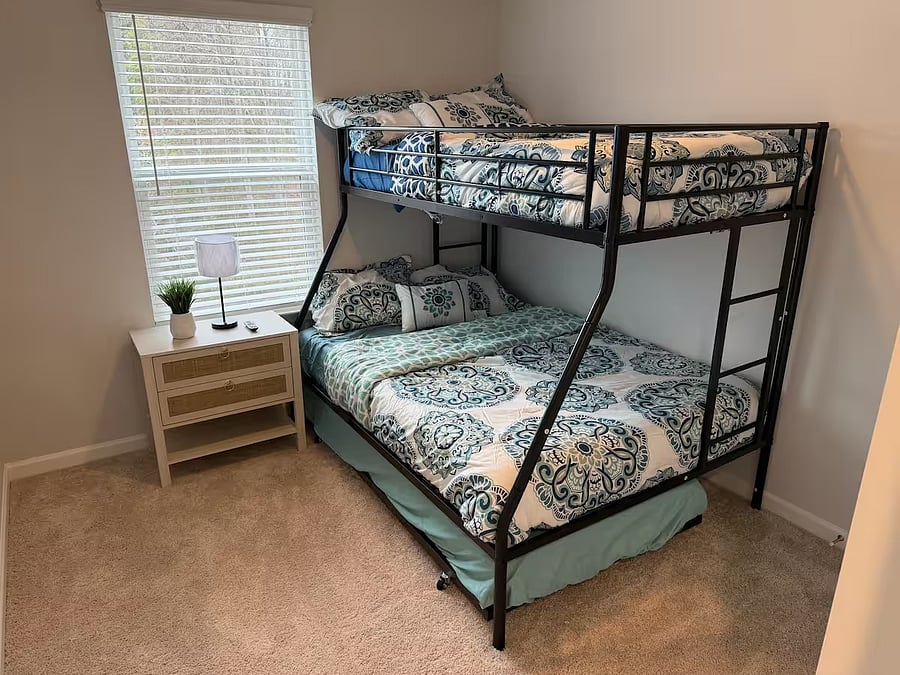 Furnished Finder property 1053663_1 photo 35