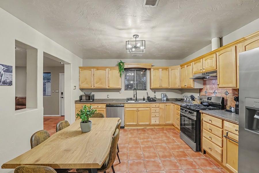 Furnished Finder property 1053667_1 photo 10