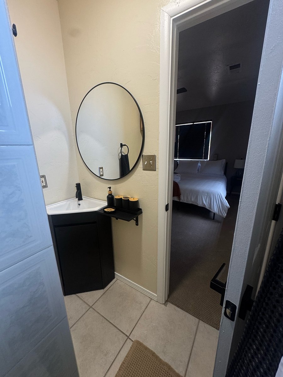 Furnished Finder property 1053667_1 photo 17