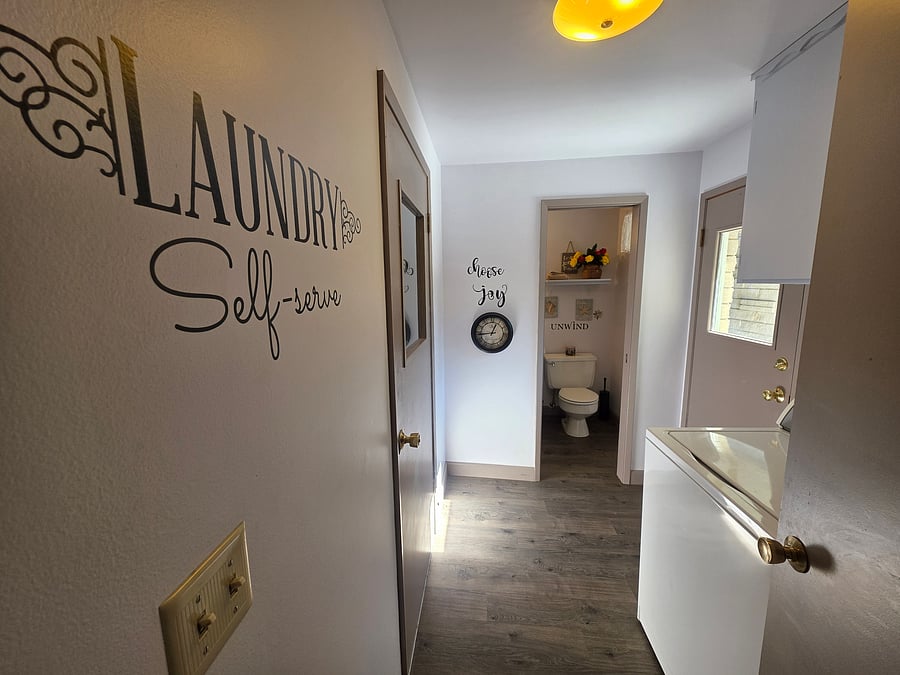Furnished Finder property 1053700_1 photo 11