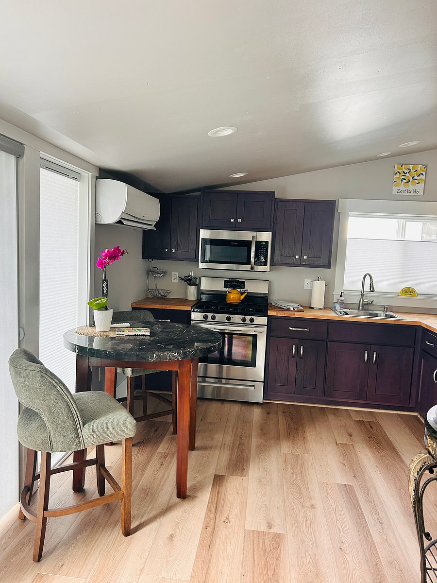 Furnished Finder property 1053701_1 photo 8