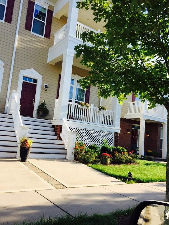 Furnished Finder property 1053726_1 photo 3