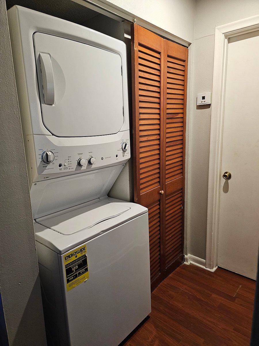 Furnished Finder property 1053730_1 photo 10