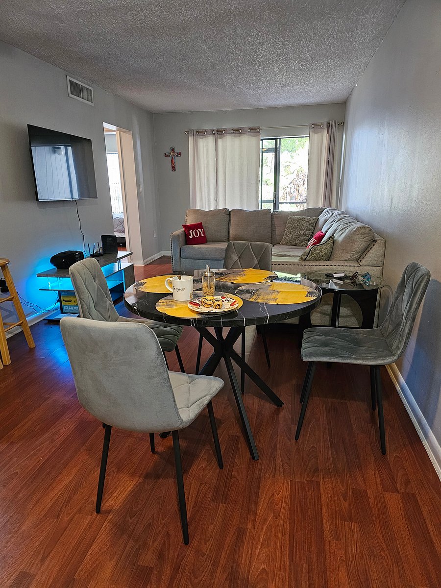Furnished Finder property 1053730_1 photo 14