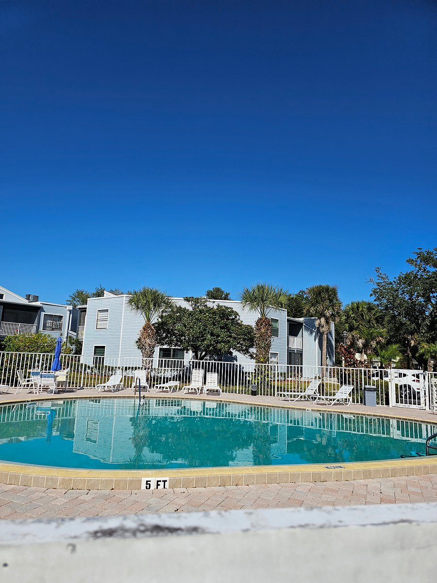 Furnished Finder property 1053730_1 photo 36