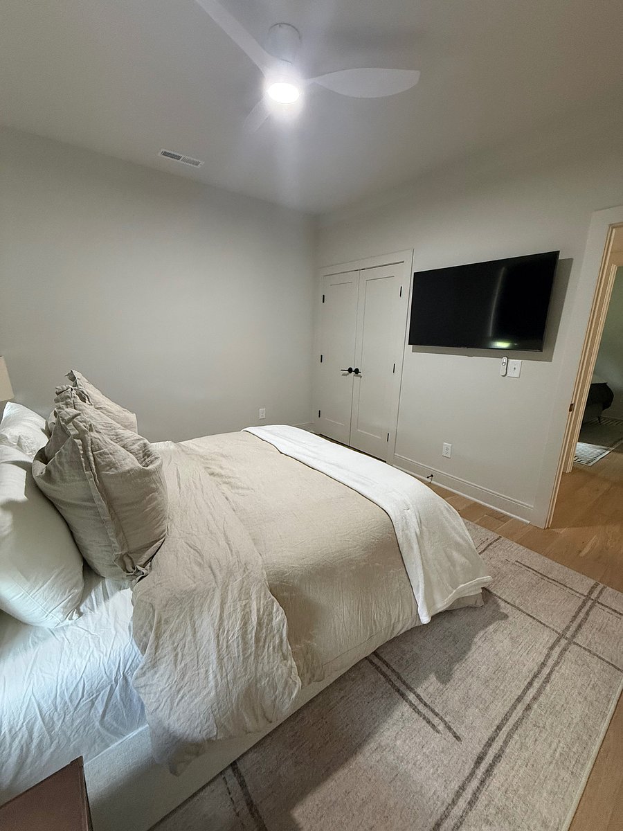 Furnished Finder property 1053742_1 photo 23