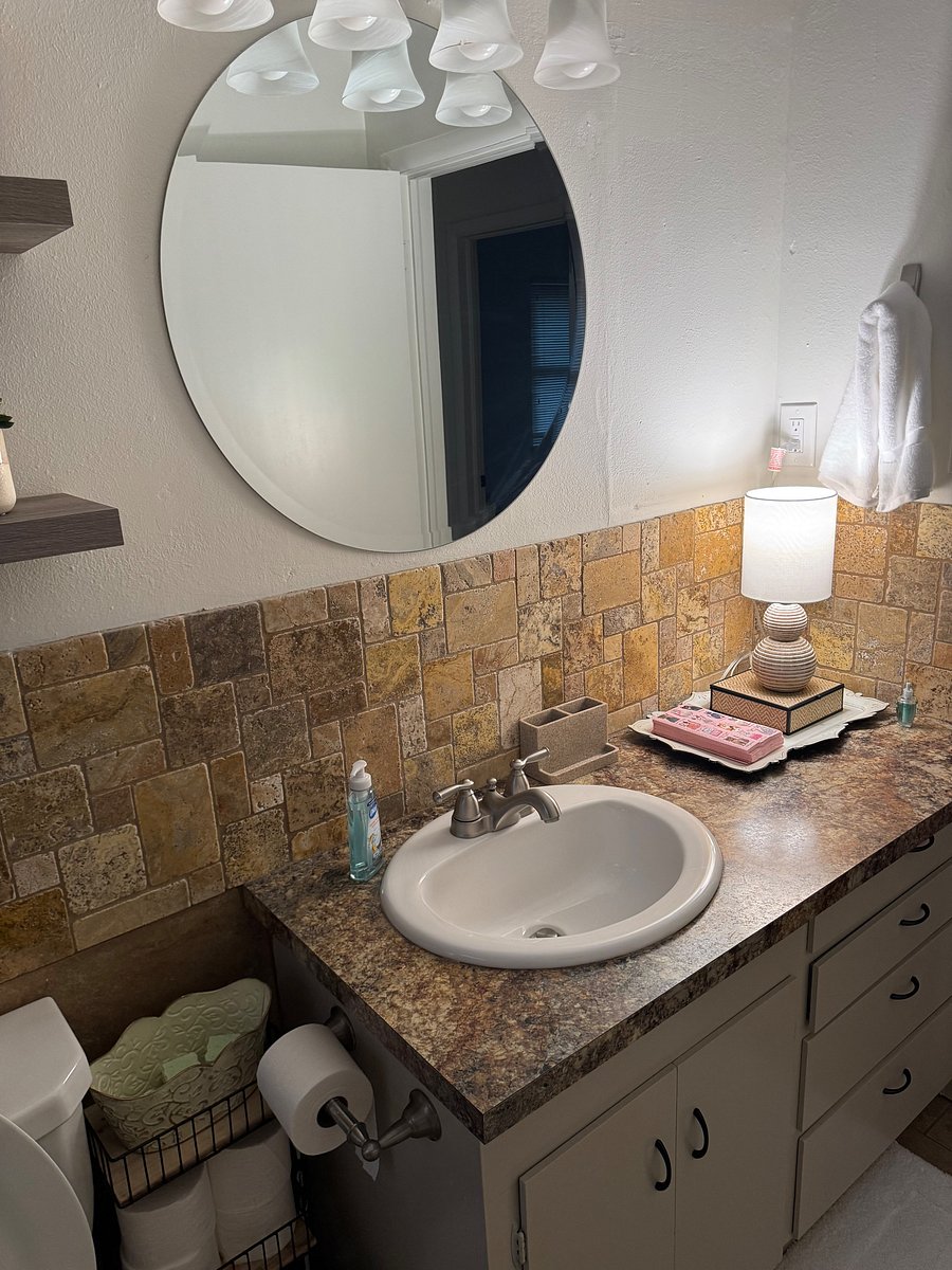 Furnished Finder property 1053758_1 photo 17