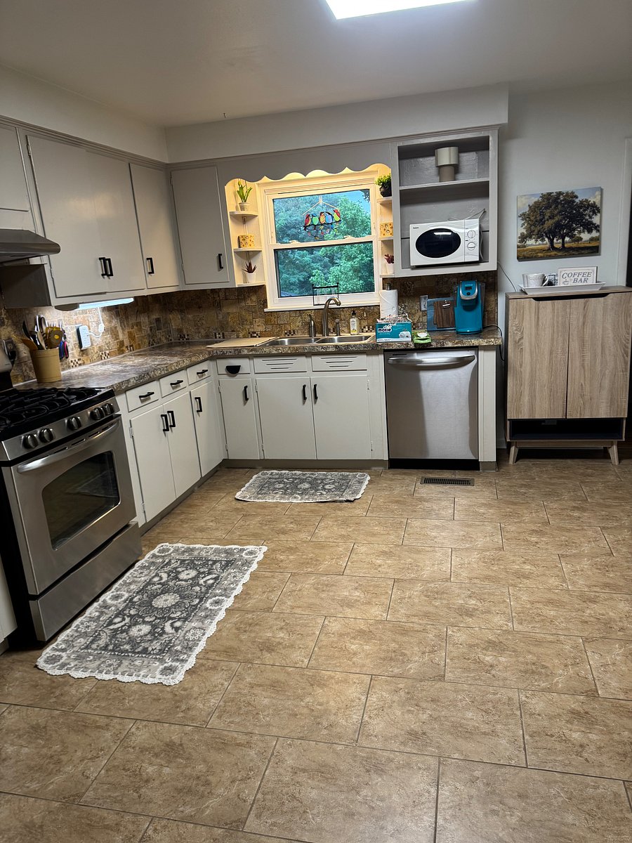 Furnished Finder property 1053758_1 photo 6