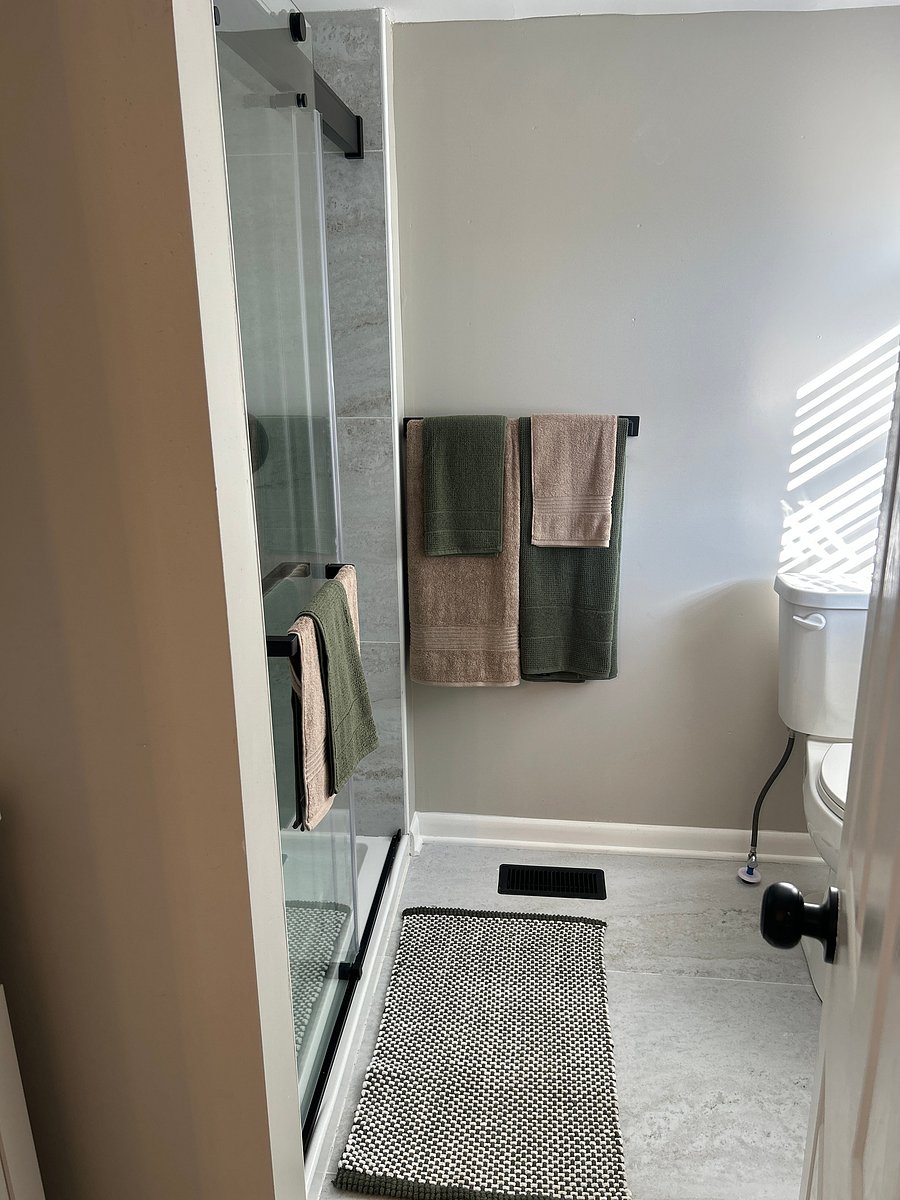 Furnished Finder property 1053769_1 photo 14