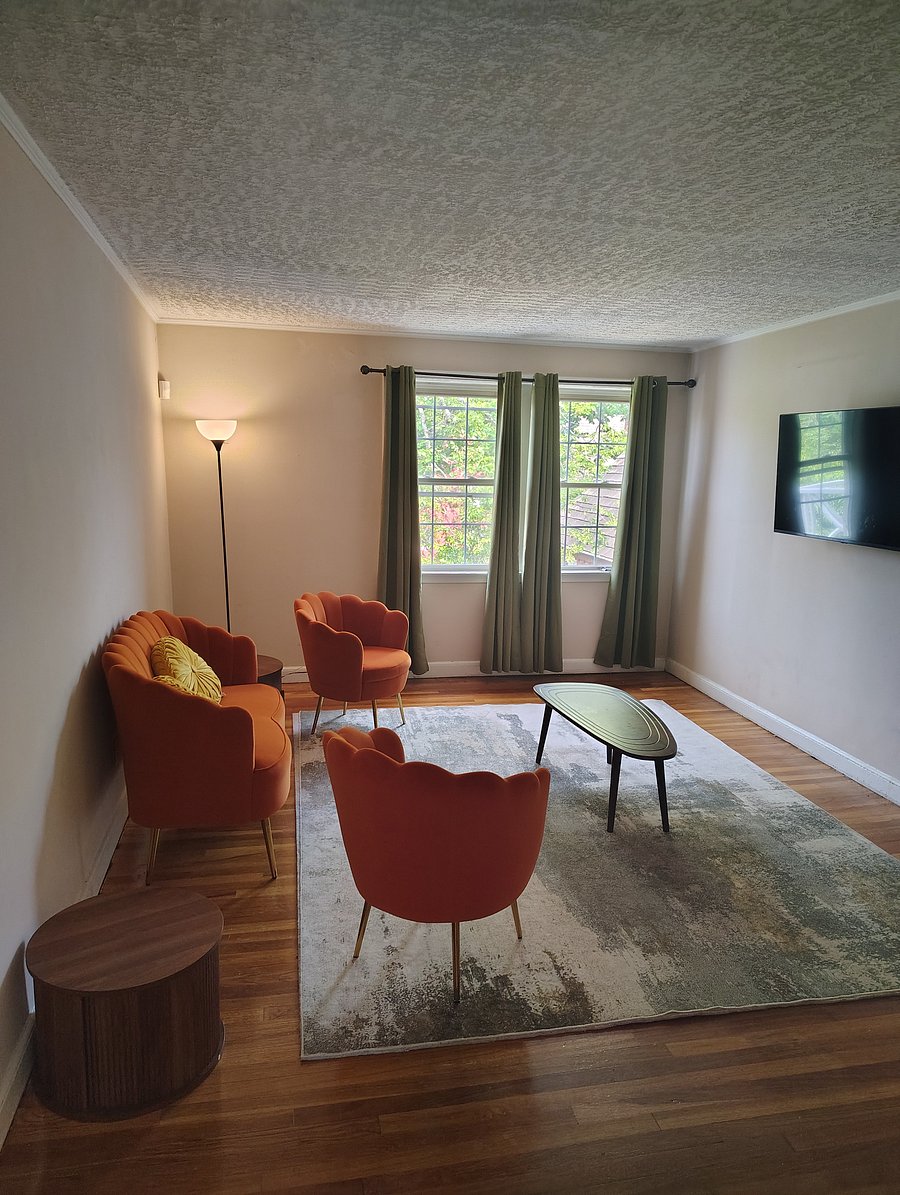 Furnished Finder property 1053770_1 photo 10