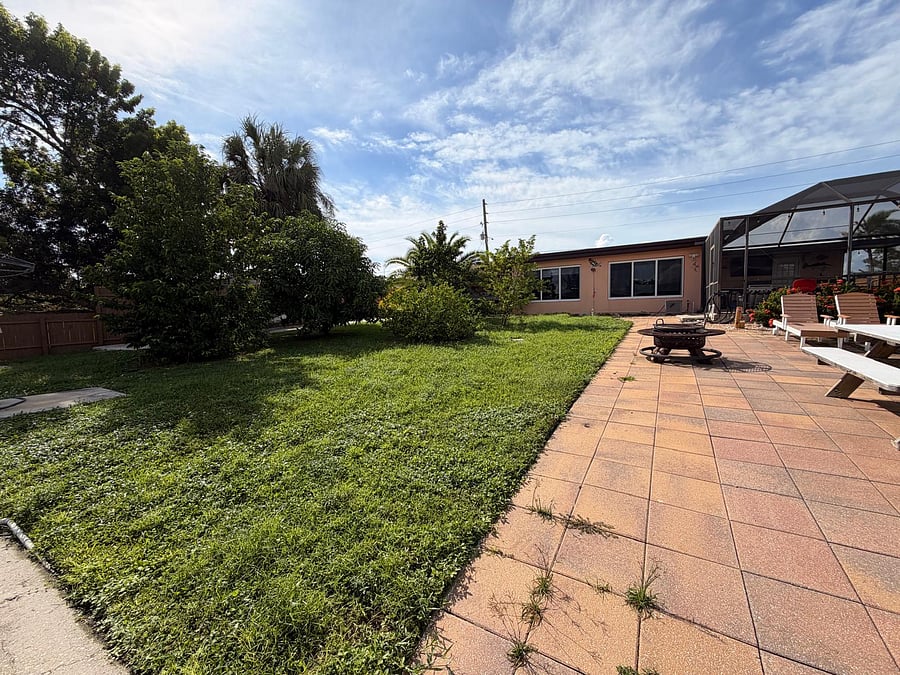 Furnished Finder property 1053773_1 photo 25
