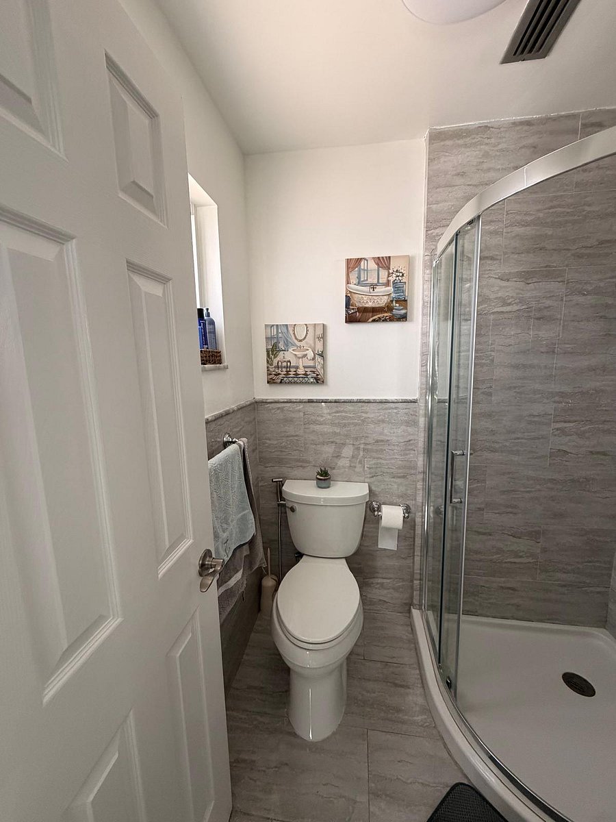 Furnished Finder property 1053773_1 photo 70