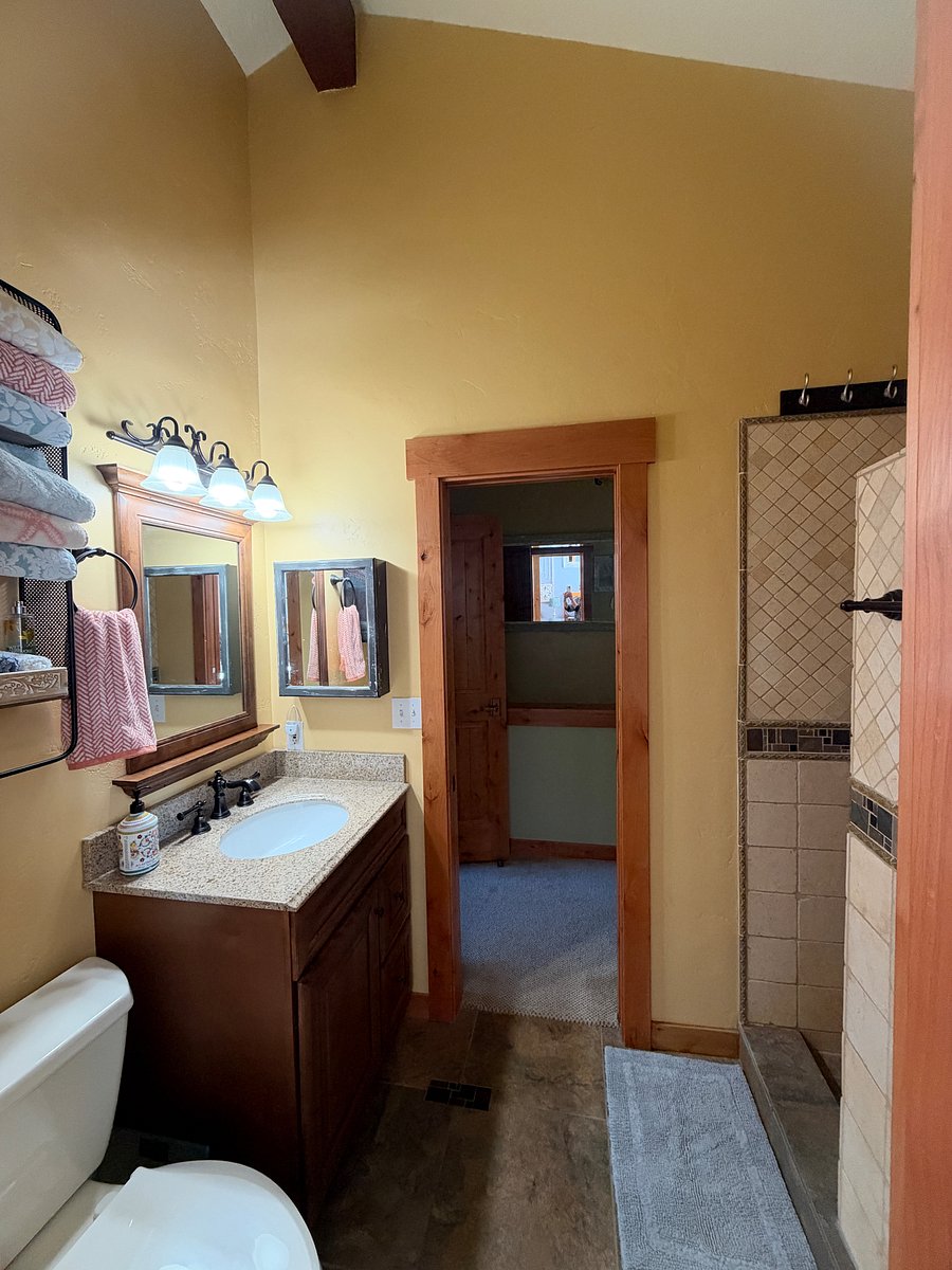 Furnished Finder property 1053774_1 photo 4