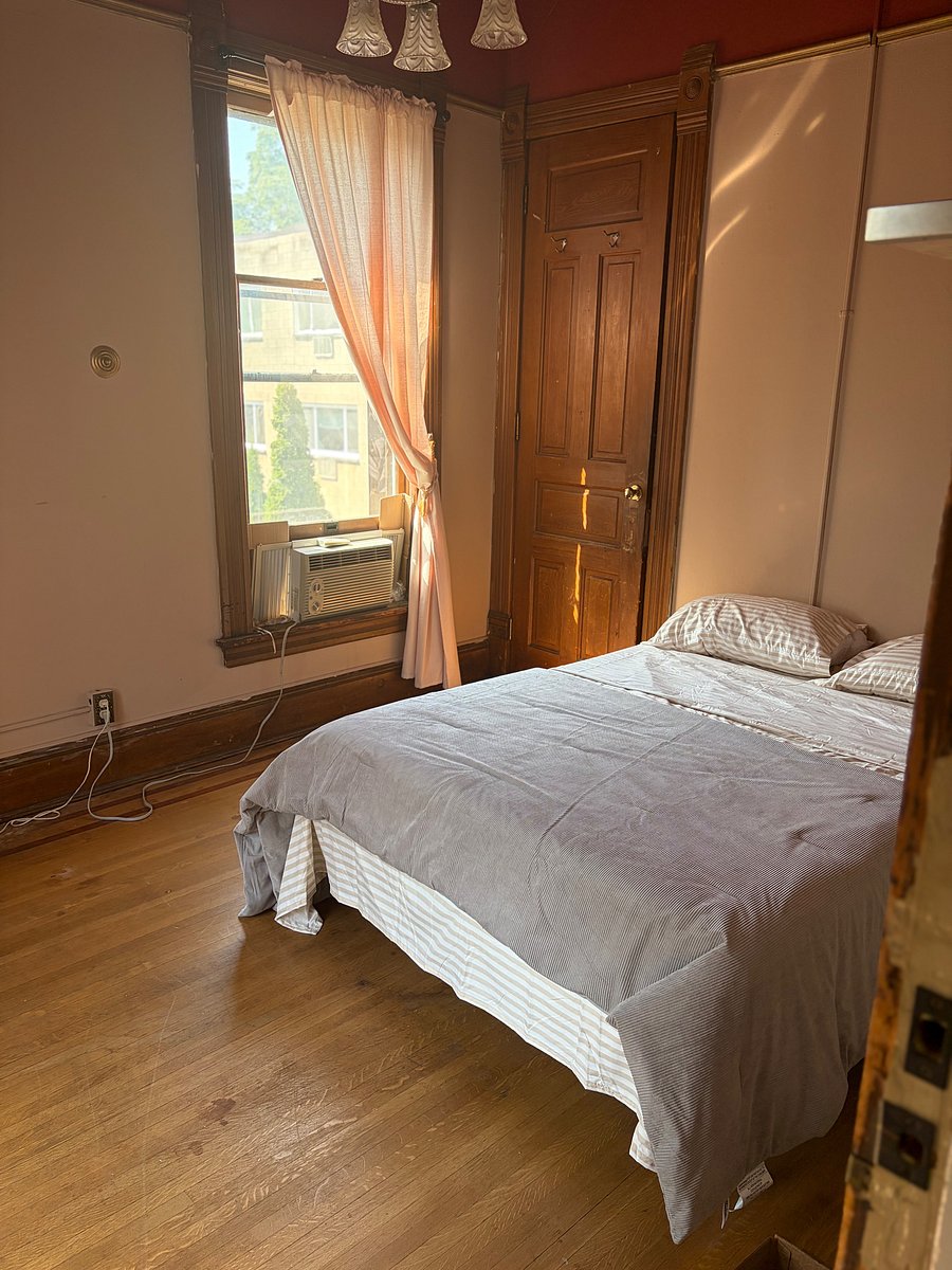 Furnished Finder property 1053809_1 photo 13