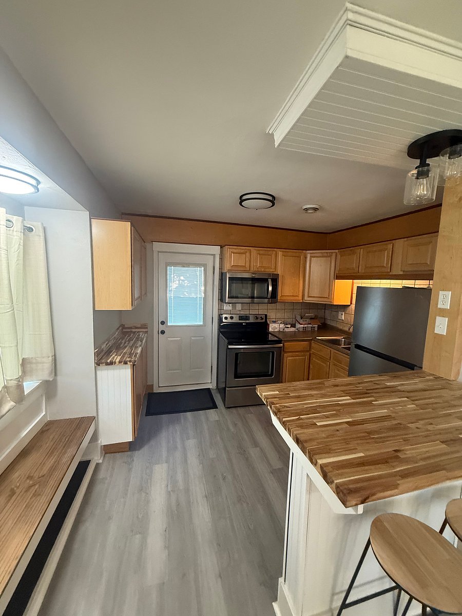 Furnished Finder property 1053818_1 photo 2