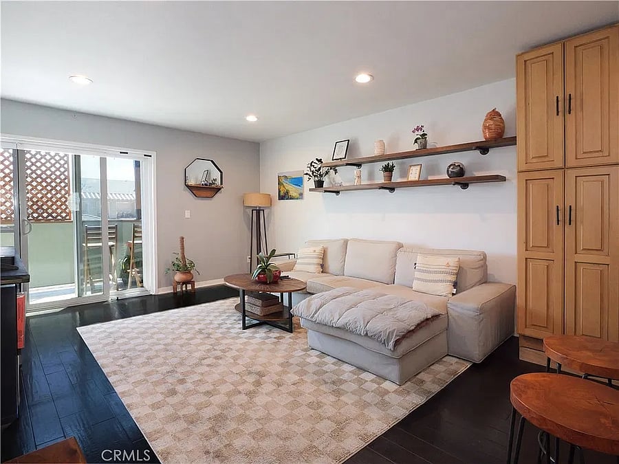 Furnished Finder property 1053820_1 photo 1