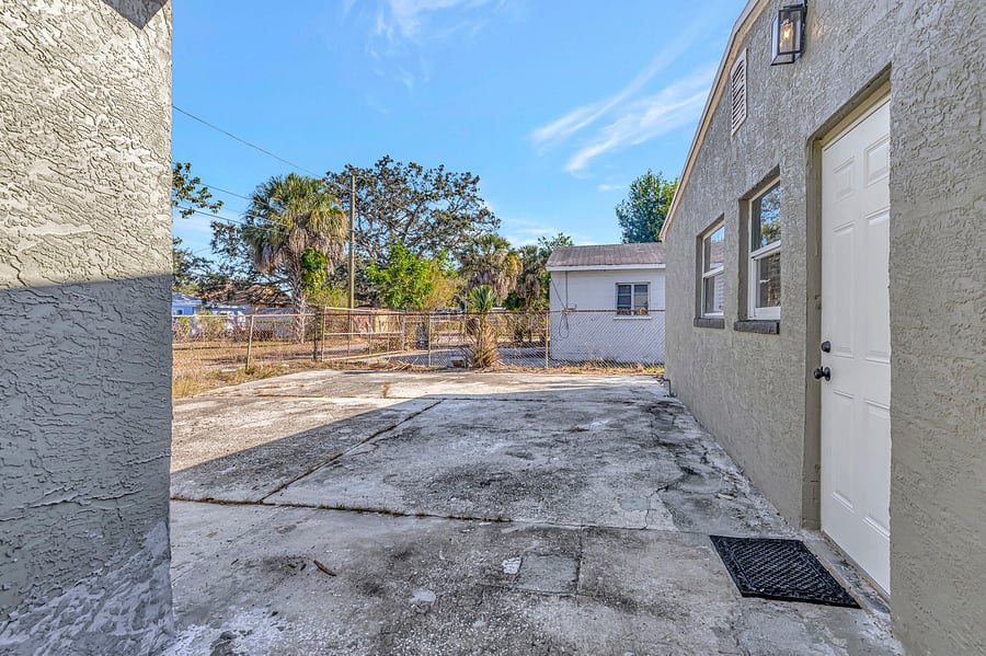 Furnished Finder property 1053822_1 photo 18