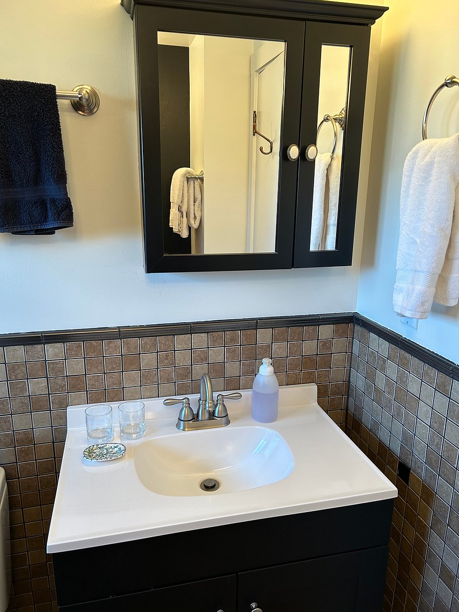Furnished Finder property 1053823_1 photo 12