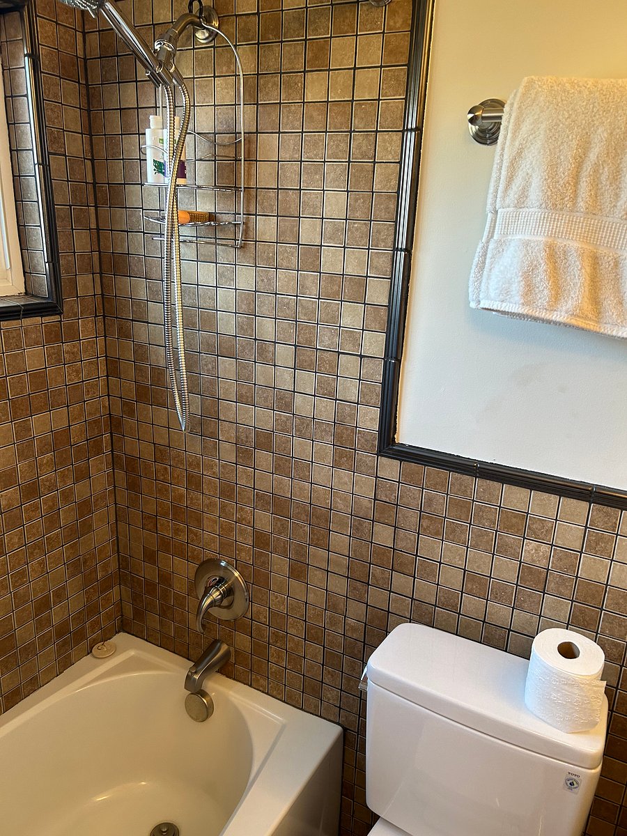 Furnished Finder property 1053823_1 photo 11
