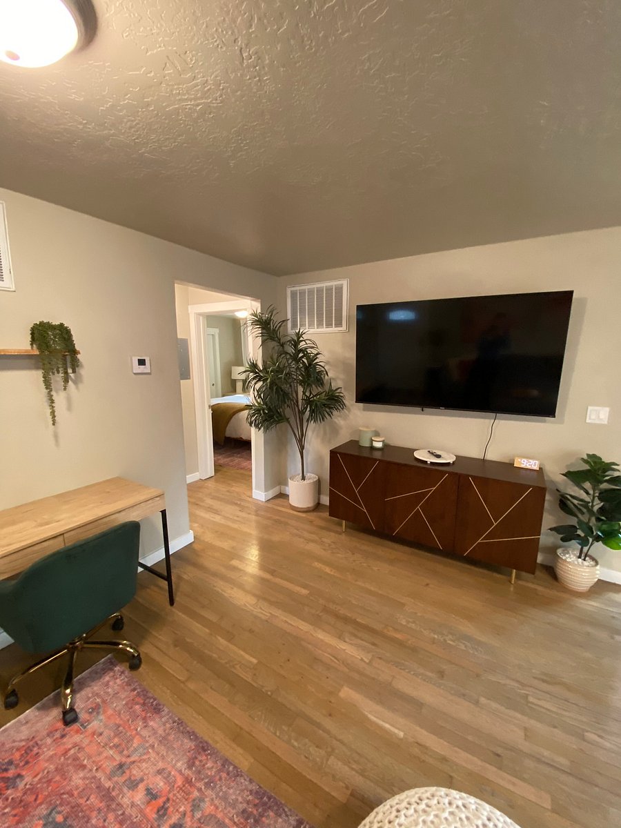Furnished Finder property 1053836_1 photo 3