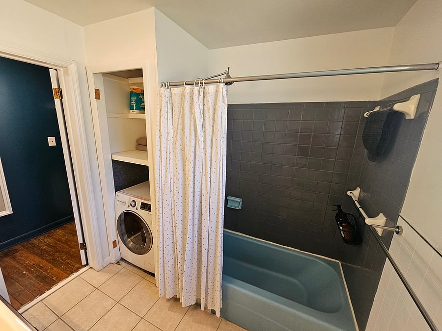 Furnished Finder property 1053840_1 photo 13
