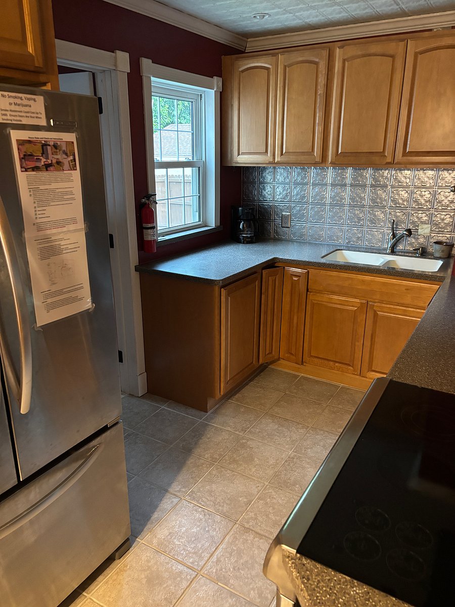 Furnished Finder property 1053848_1 photo 3
