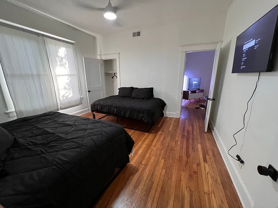 Furnished Finder property 1053849_1 photo 13