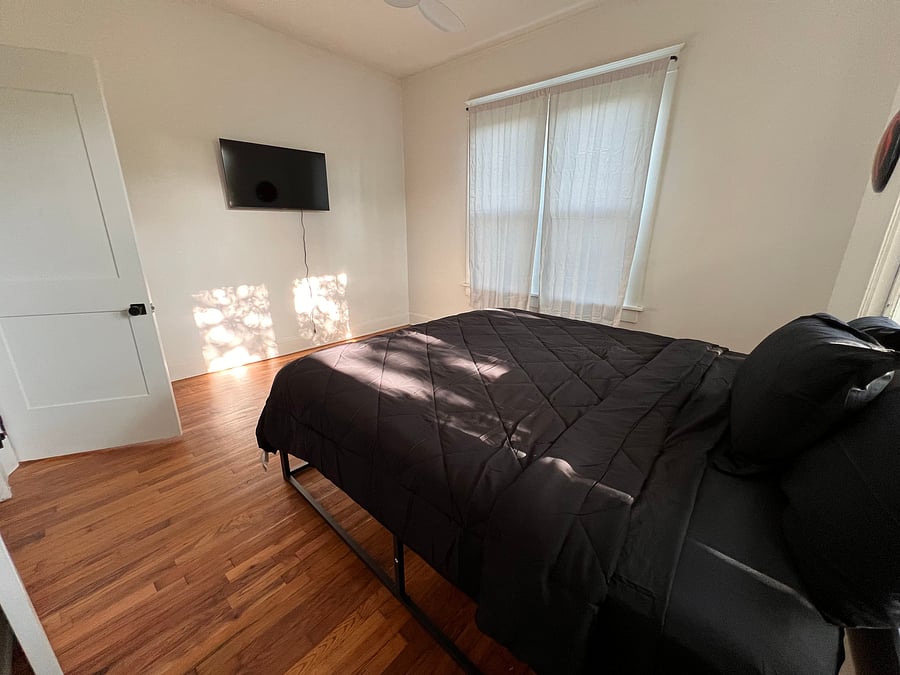 Furnished Finder property 1053849_1 photo 10