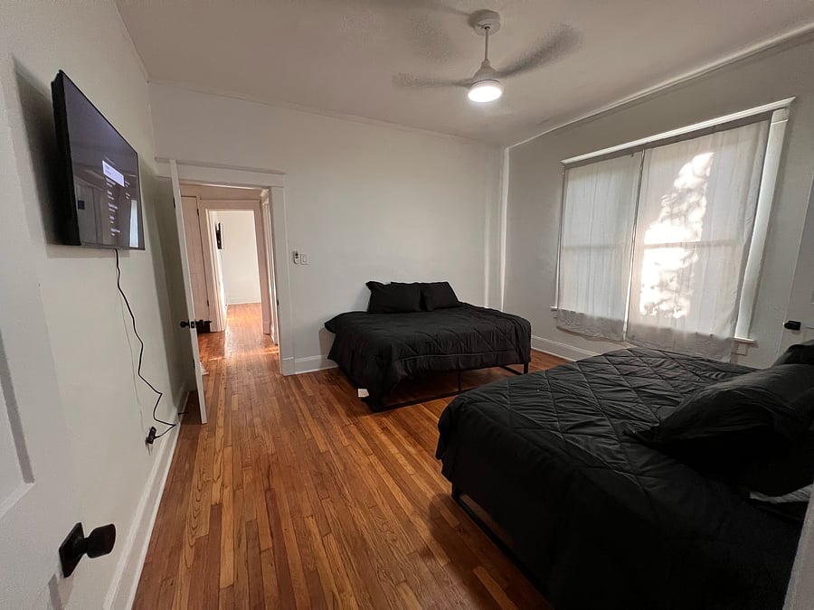 Furnished Finder property 1053849_1 photo 12