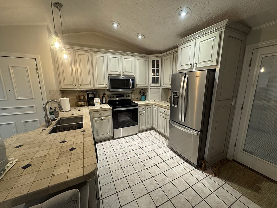 Furnished Finder property 1053896_1 photo 10