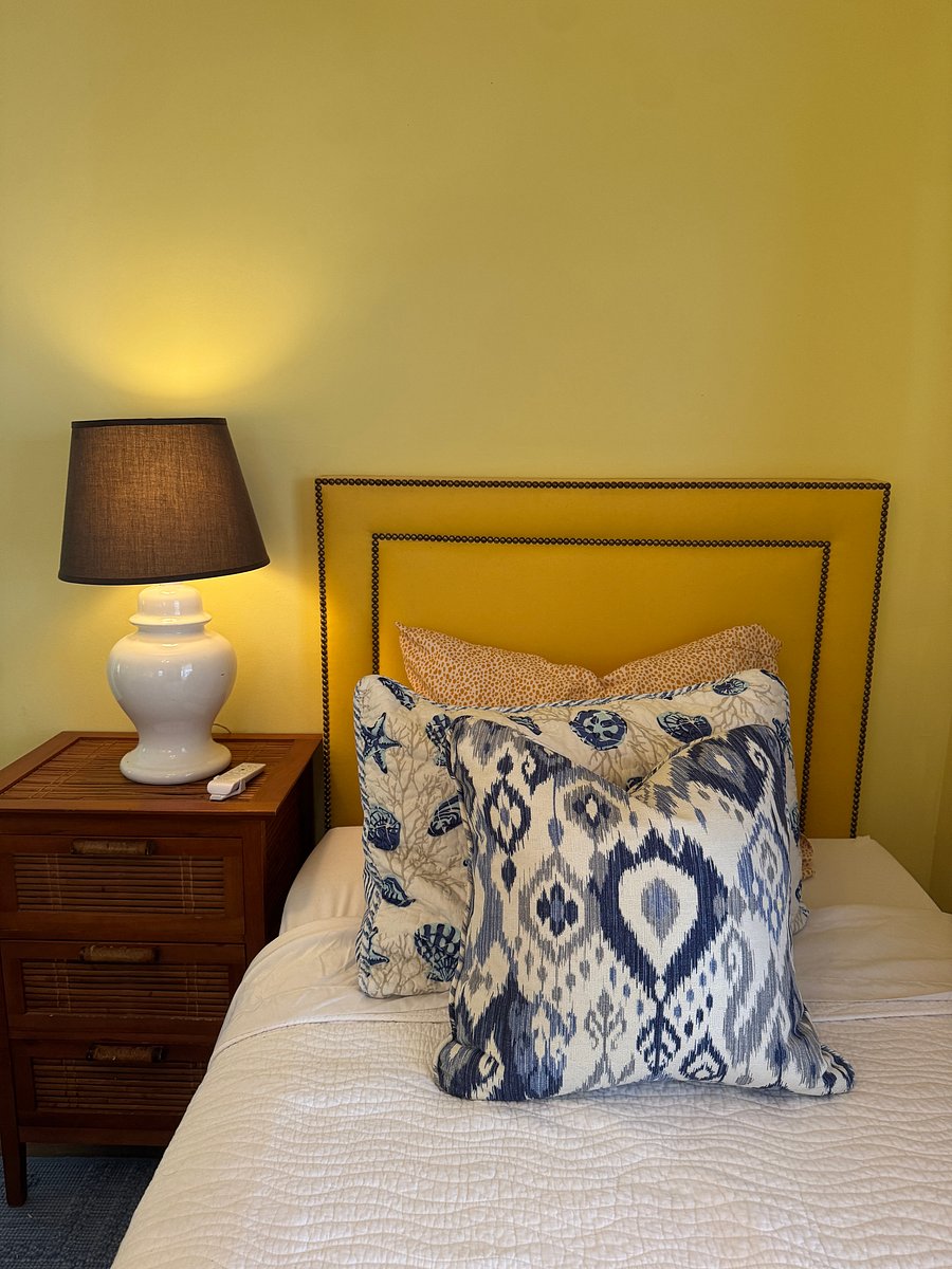 Furnished Finder property 1053907_1 photo 11