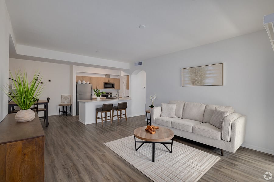 Furnished Finder property 1053954_1 photo 8